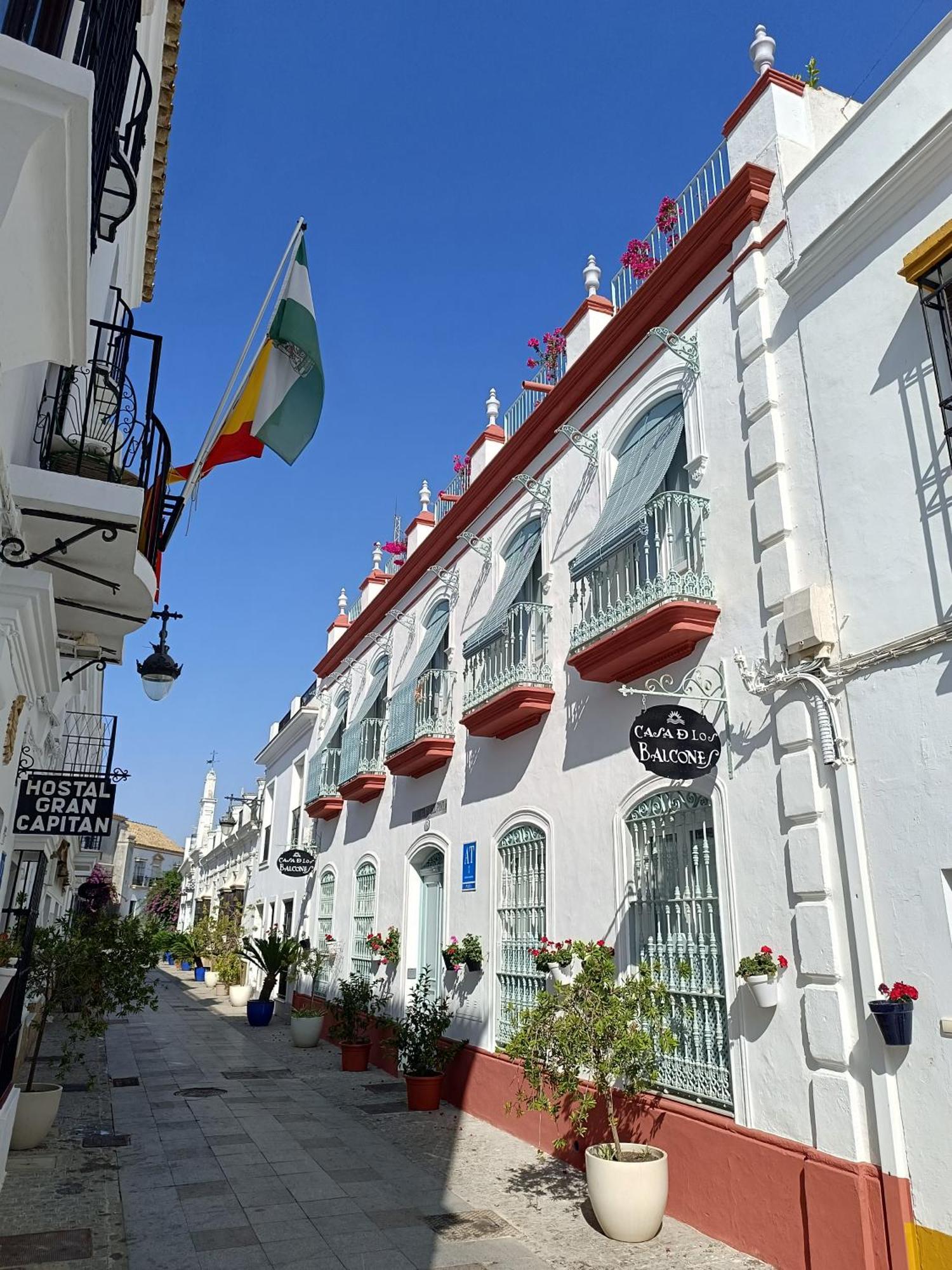 Apartamentos Turisticos Casa De Los Balcones Chipiona Buitenkant foto